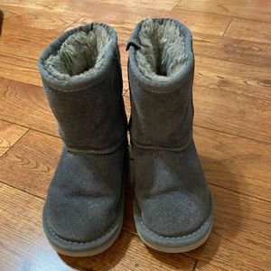 UGG gray toddler boots sz7